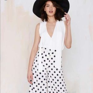 Nasty Gal front tie bow top tee shirt sexy cleavag